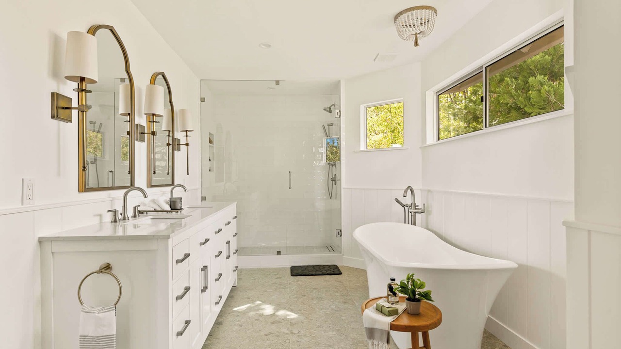 Photo of Bathroom in Lake Arrowhead