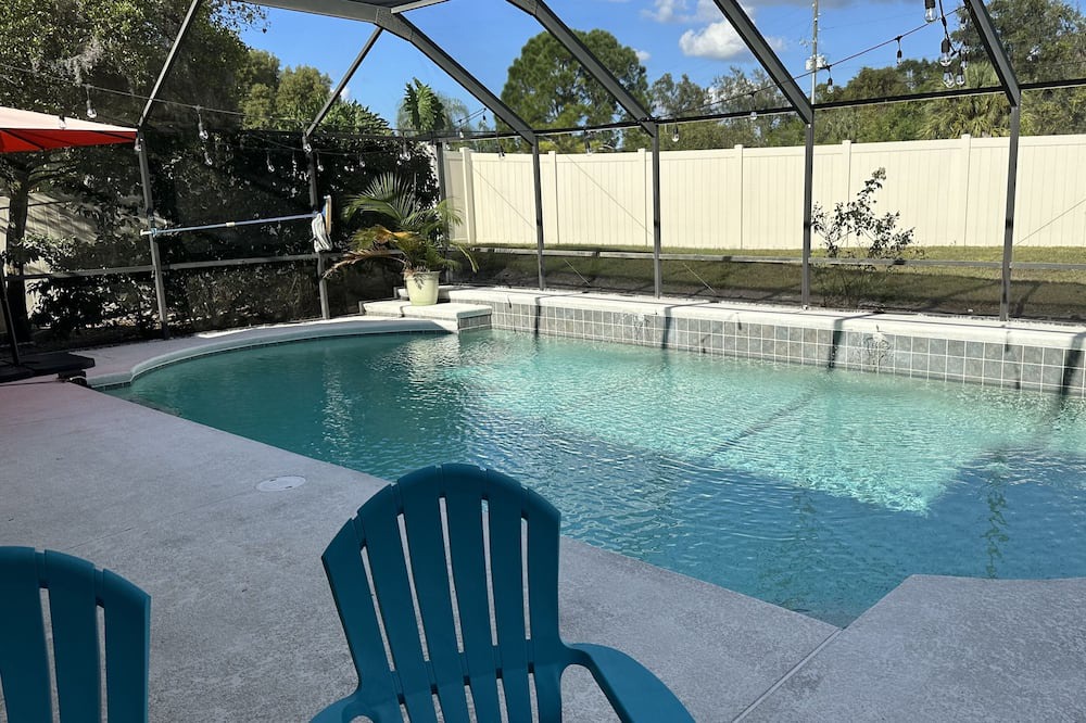 Photo of Outdoor in Oak Grove