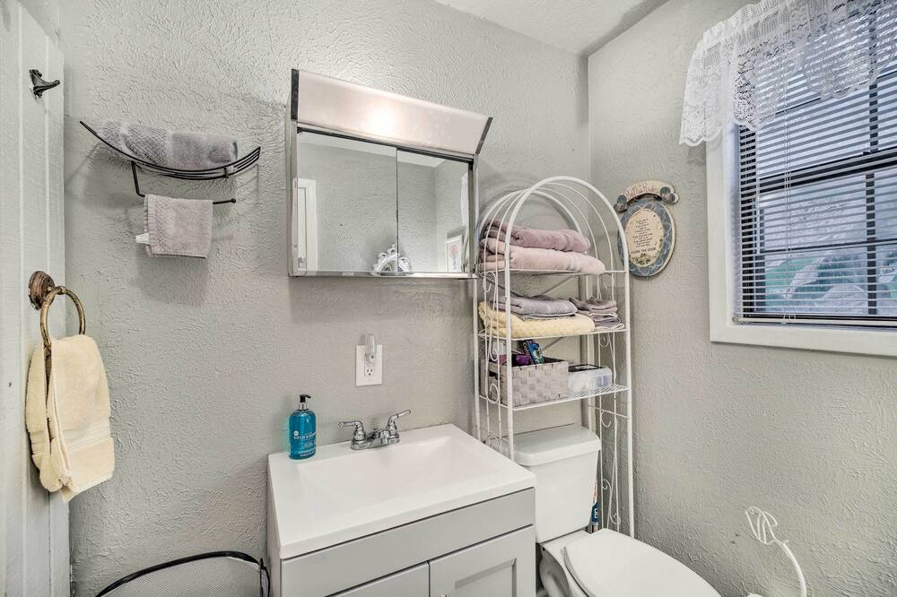 Photo of Bathroom in Voth