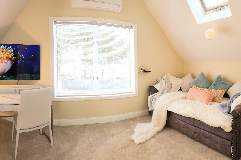 Photo of Bedroom in Skaneateles