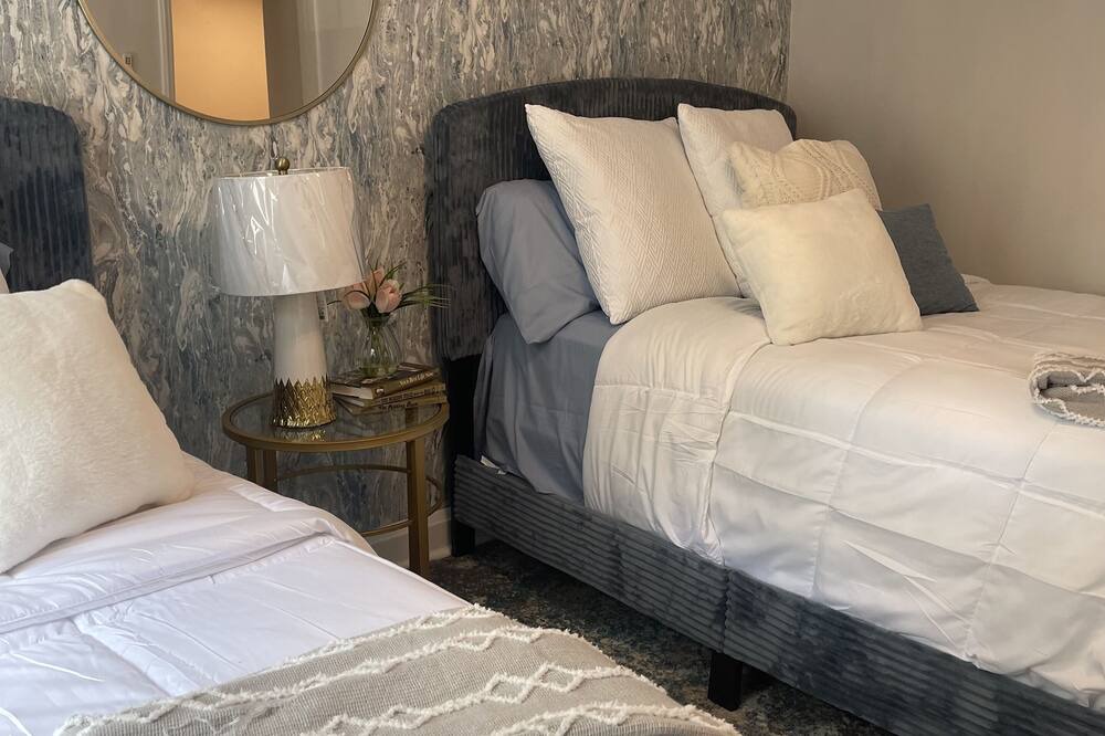 Photo of Bedroom in Parkville