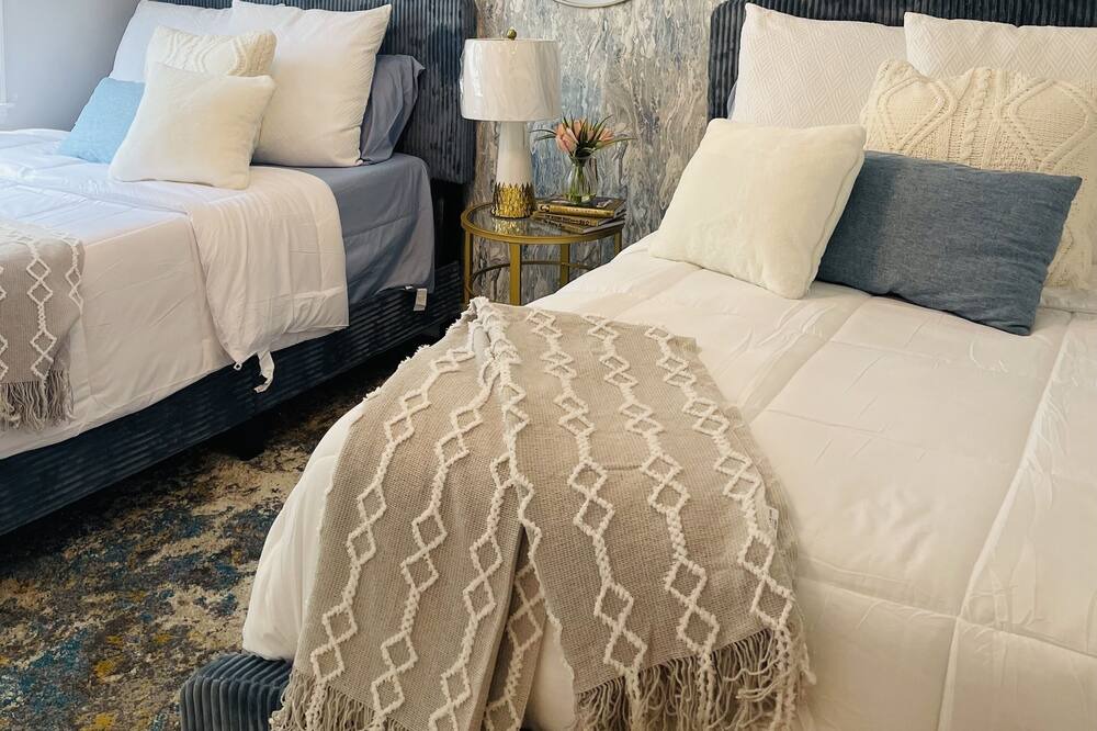 Photo of Bedroom in Parkville