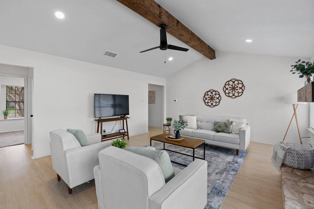 Photo of Bedroom in Anderson Mill