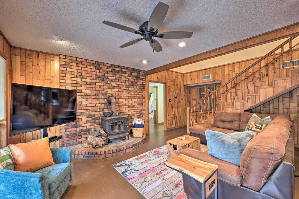 Photo of Bedroom in Jones Mills