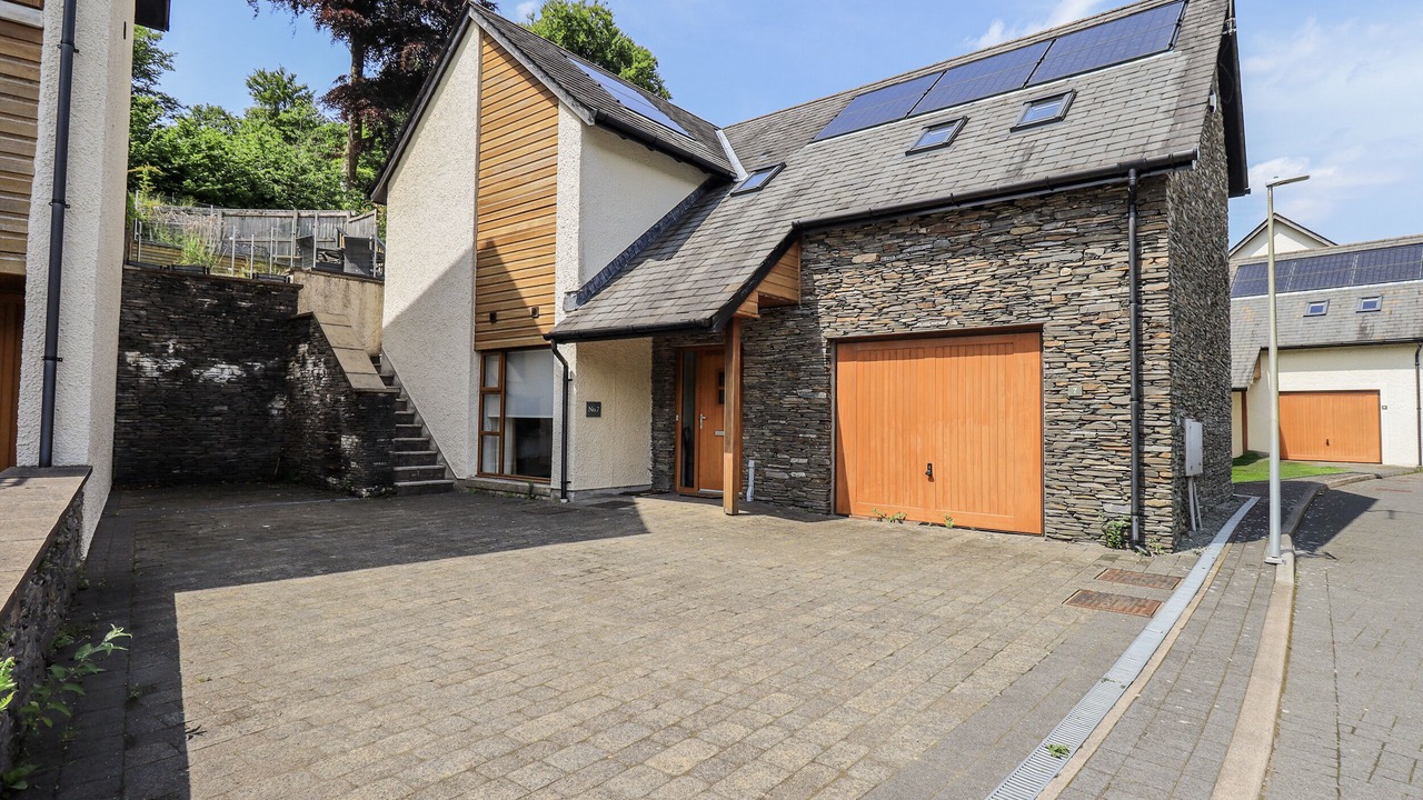 Photo of Outdoor in Waterhead