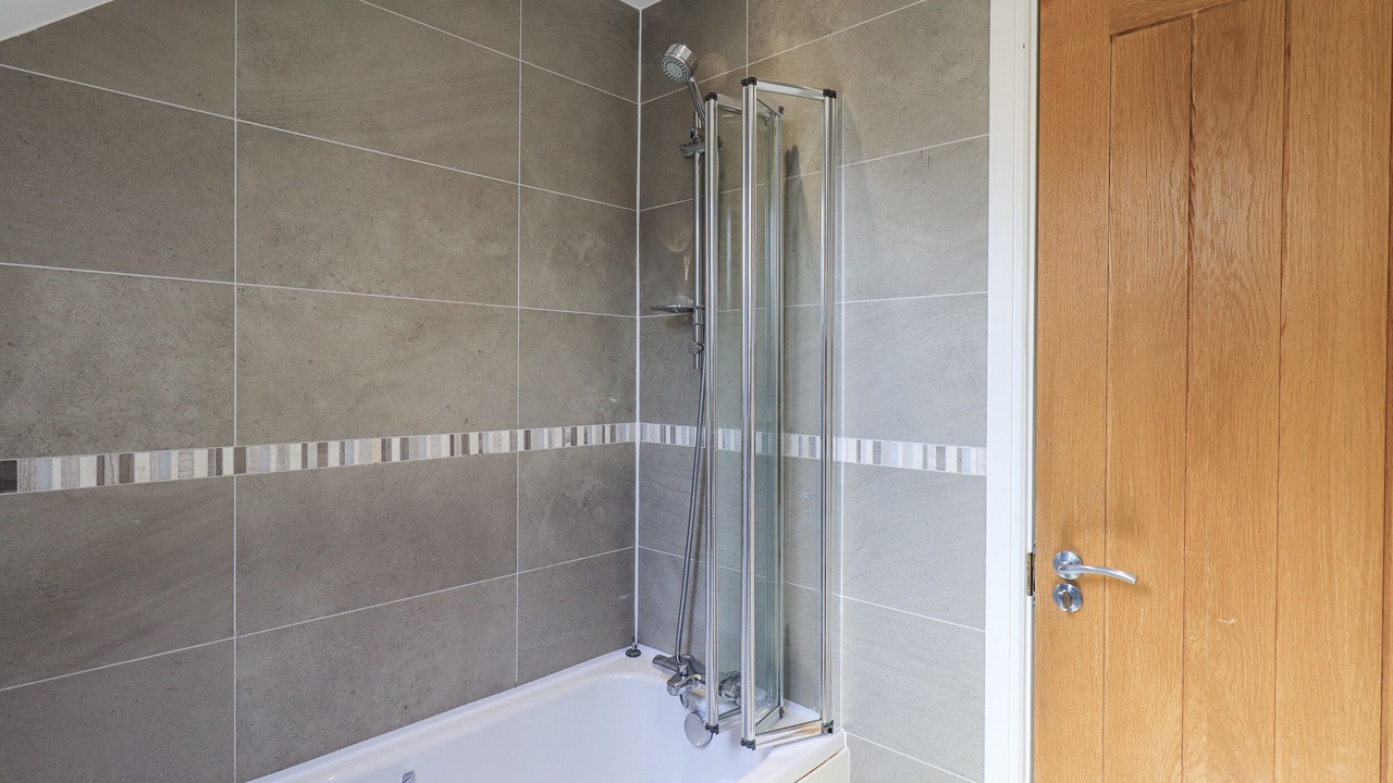 Photo of Bathroom in Waterhead