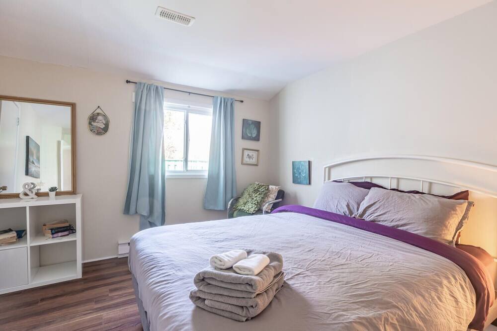 Photo of Bedroom in North End