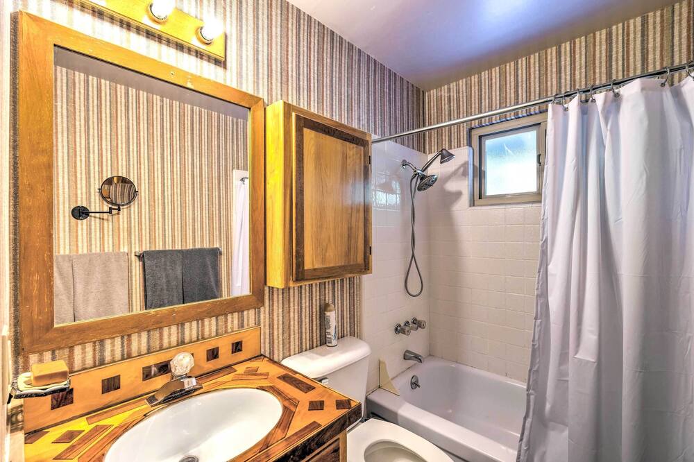 Photo of Bathroom in Nevada City