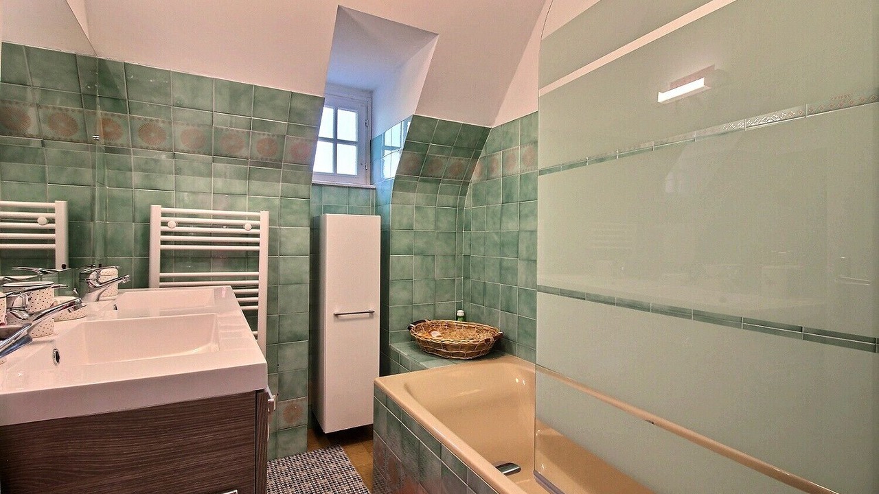 Photo of Others in La Foeil