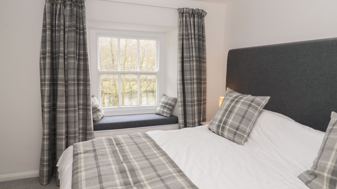 Photo of Others in Chapel Stile