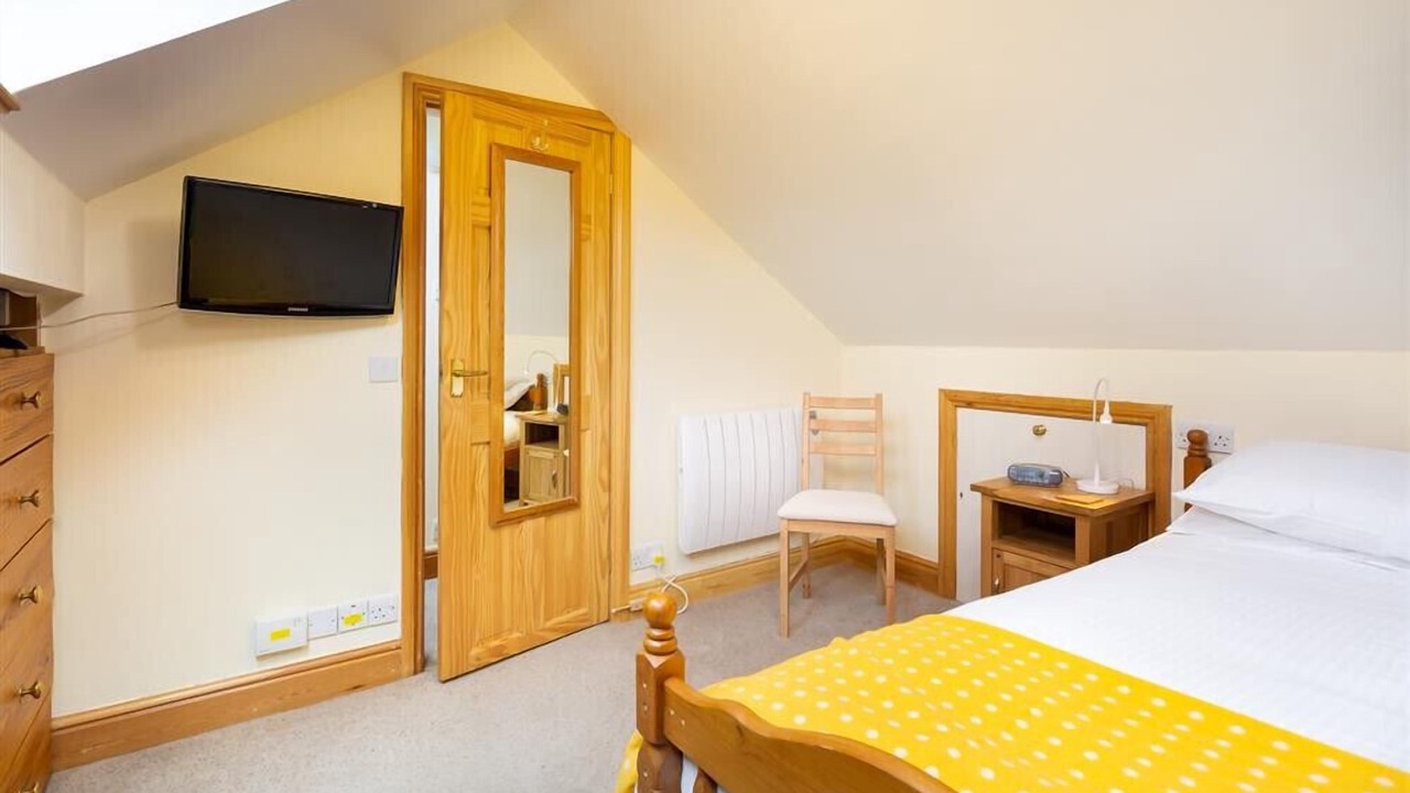 Photo of Others in Chapel Stile