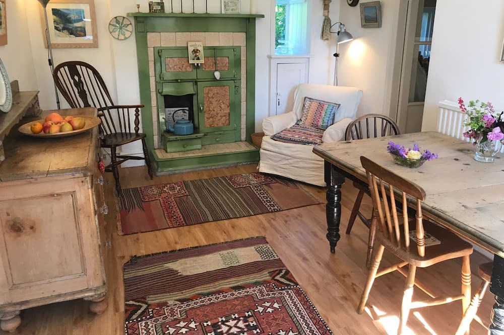 Photo of Bedroom in Thornton Rust