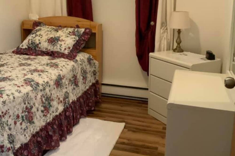 Photo of Bedroom in Chicoutimi