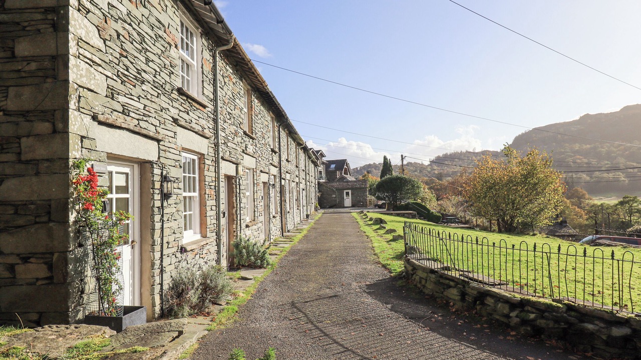 Photo of Others in Chapel Stile