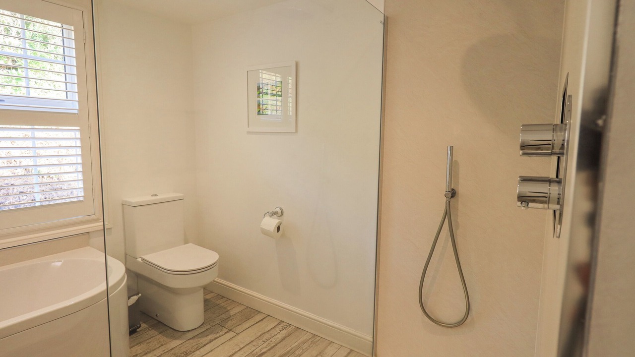 Photo of Bathroom in Chapel Stile