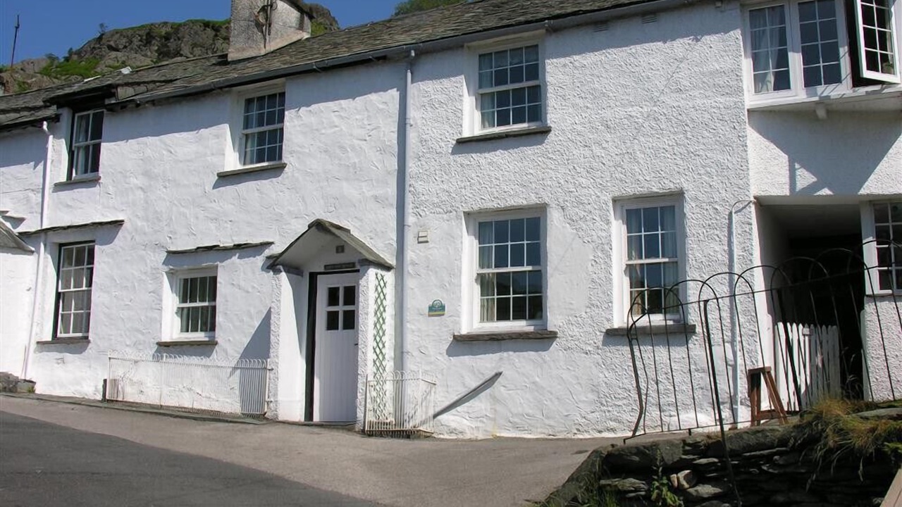 Photo of Outdoor in Chapel Stile