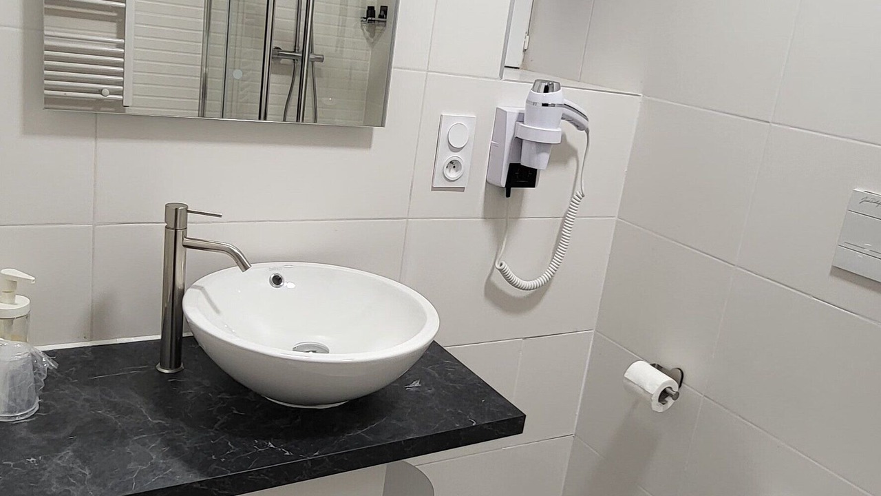 Photo of Bathroom in Faubourg