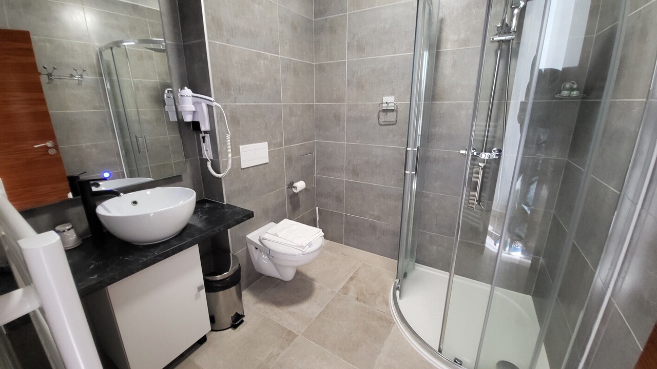 Photo of Bathroom in Faubourg