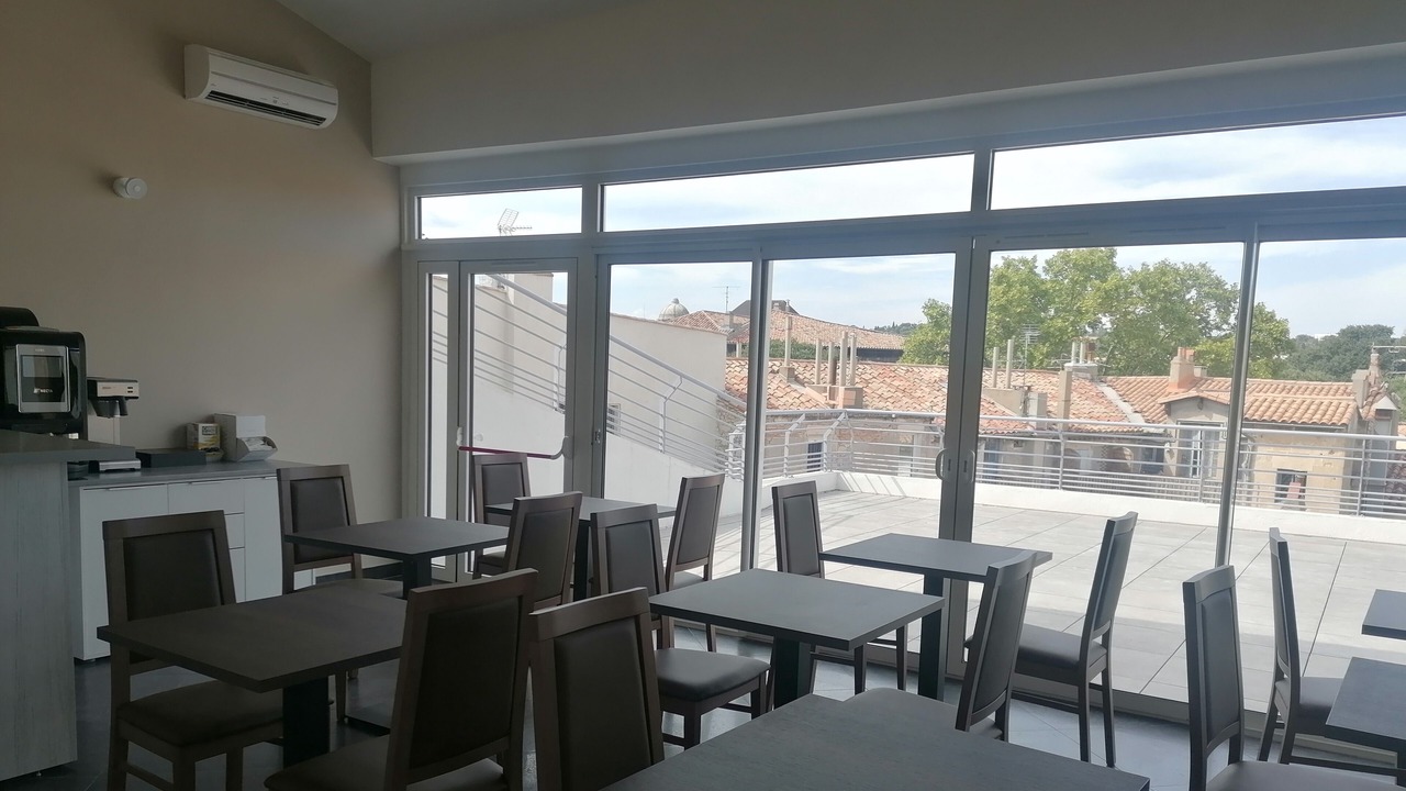 Photo of Others in Faubourg