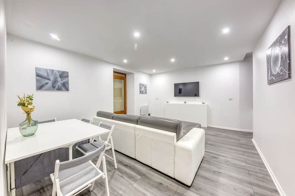 Photo of Others in Tonnerre