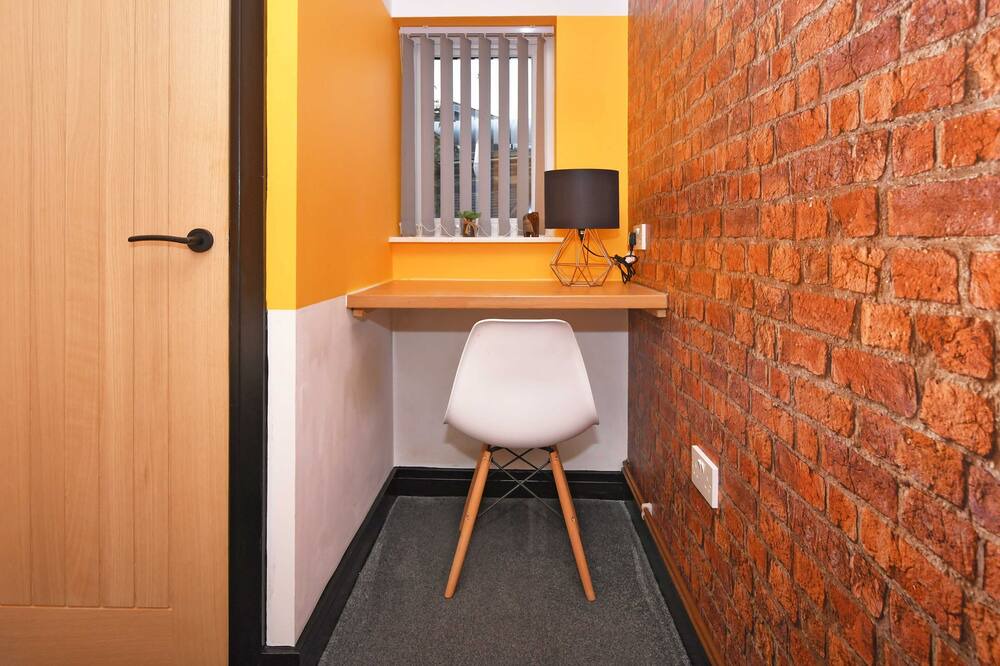 Photo of Others in Newcastle-Under-Lyme