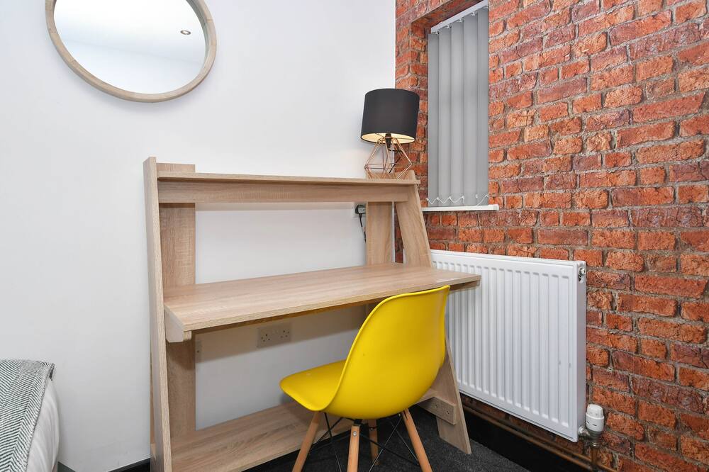 Photo of Others in Newcastle-Under-Lyme