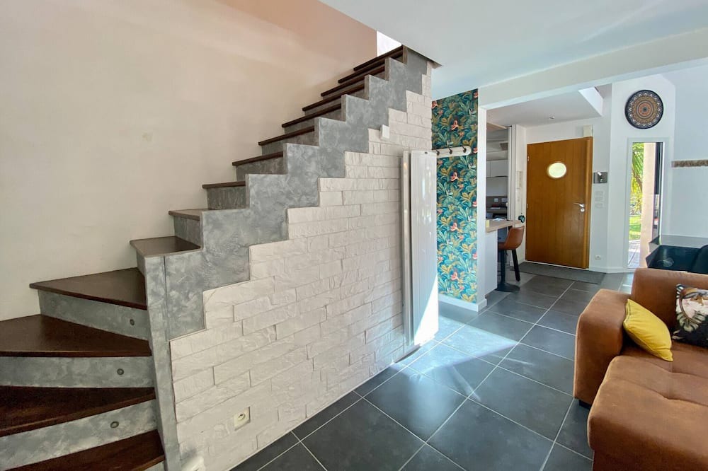 Photo of Others in Taden