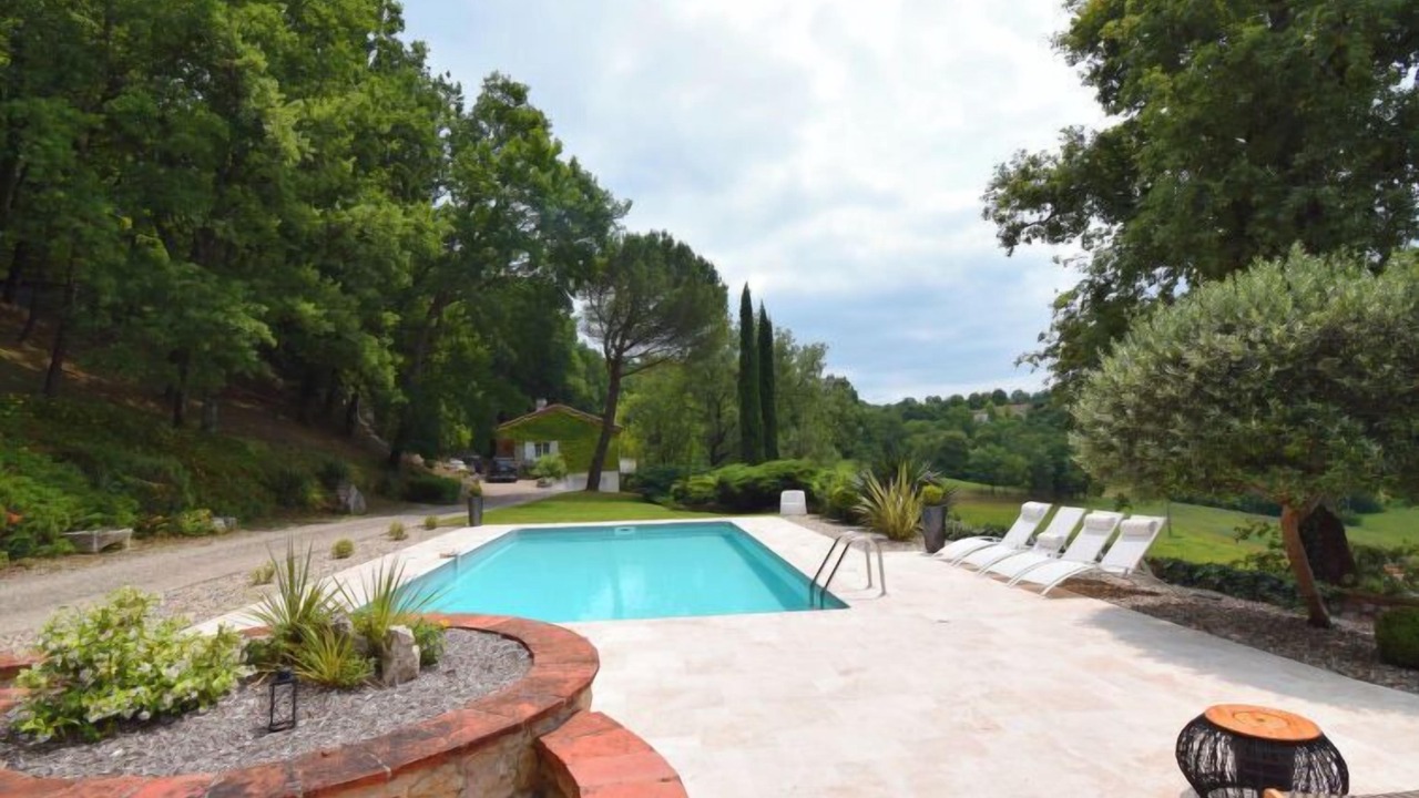 Photo of Outdoor in Saint-Caprais-de-Lerm