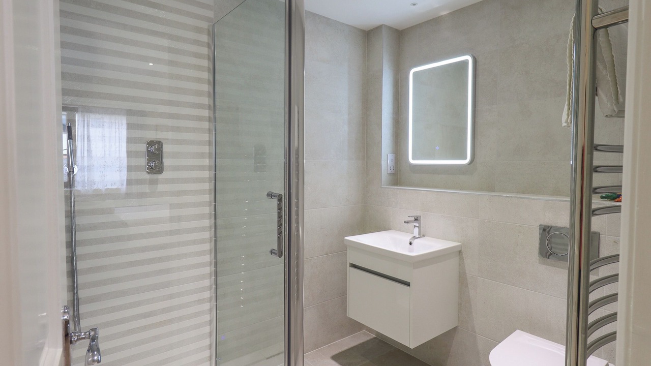 Photo of Bathroom in Waterhead