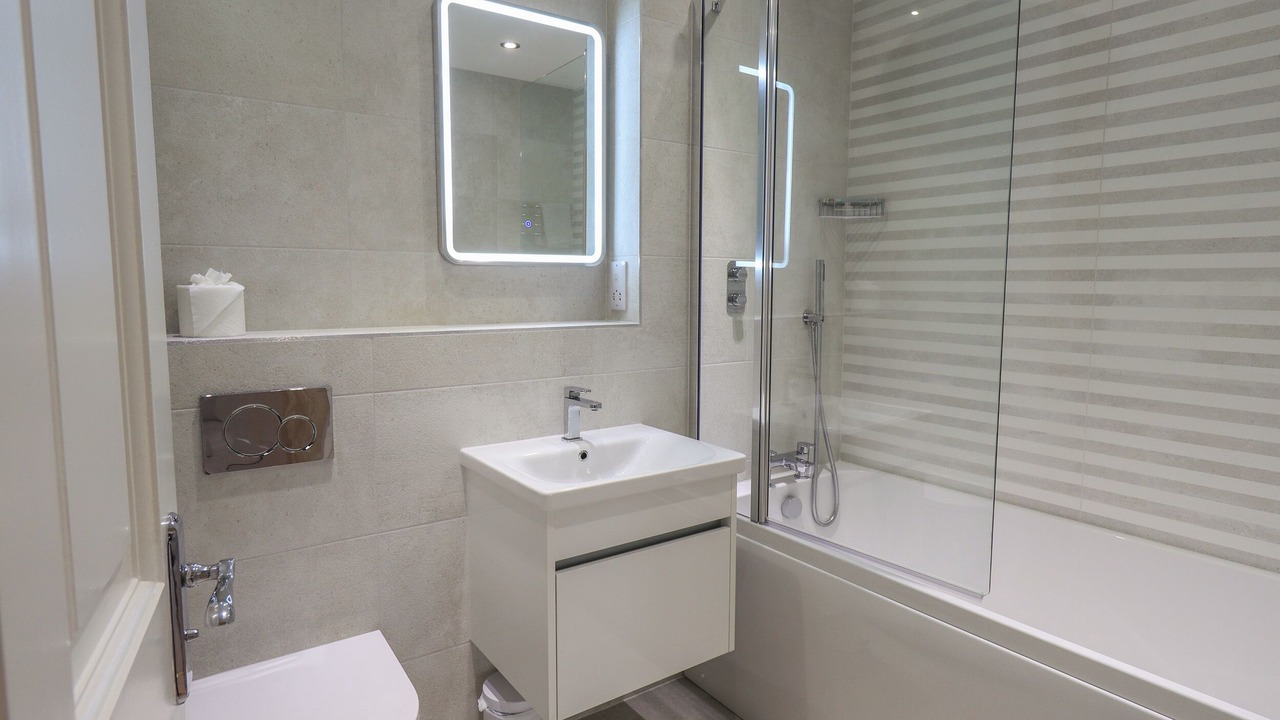 Photo of Bathroom in Waterhead