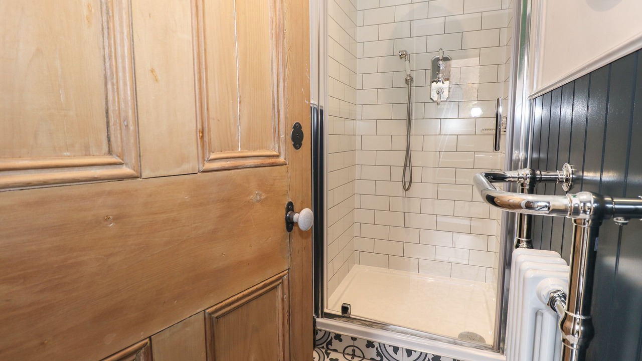 Photo of Others in Chapel Stile