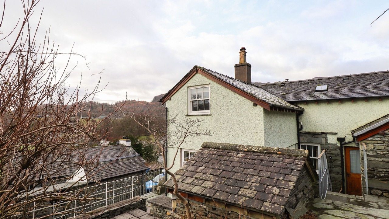 Photo of Outdoor in Chapel Stile