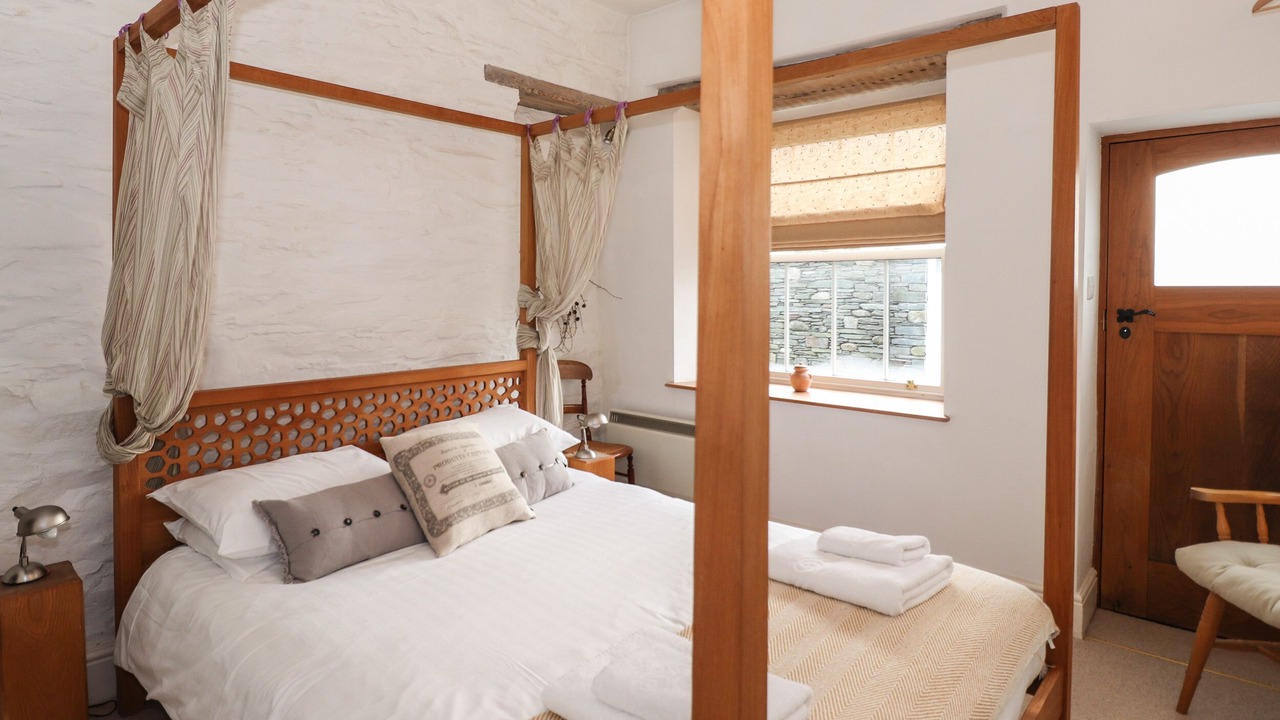 Photo of Others in Chapel Stile