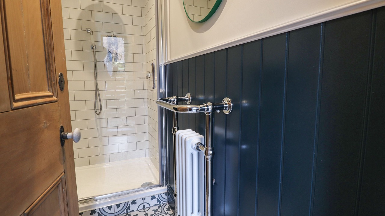 Photo of Others in Chapel Stile