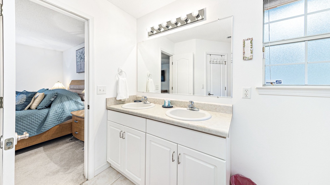 Photo of Bathroom in Ono Island