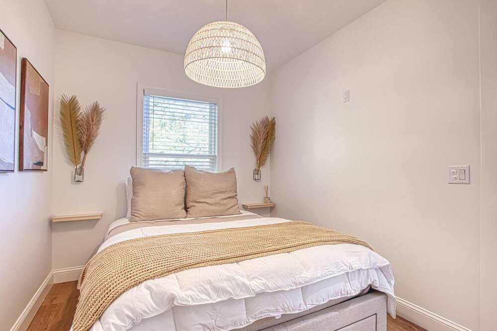 Photo of Bedroom in Fair Haven