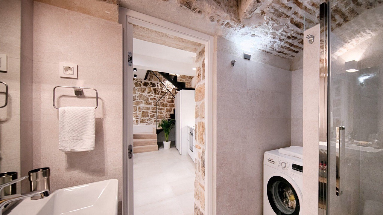 Photo of Bathroom in Vis