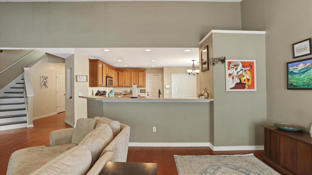 Photo of Livingroom in Pooler