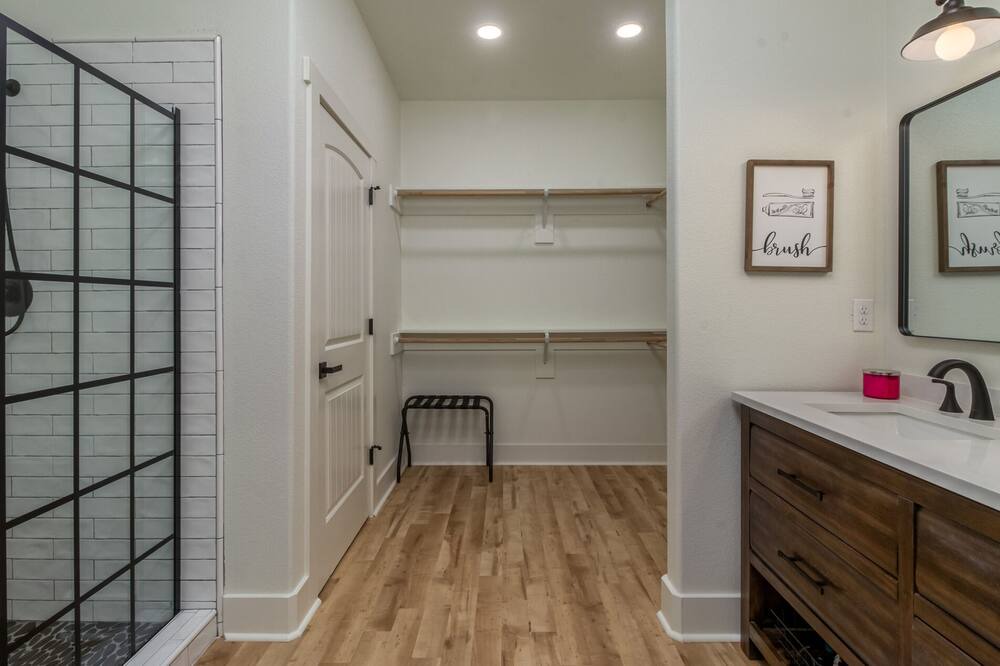 Photo of Bathroom in Durant