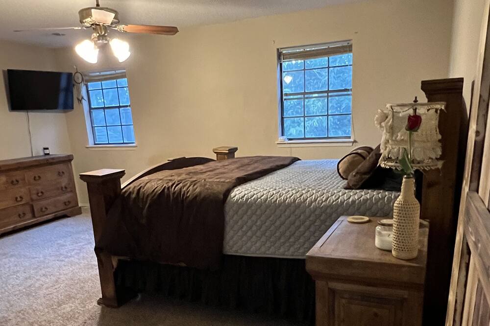 Photo of Bedroom in Canyon