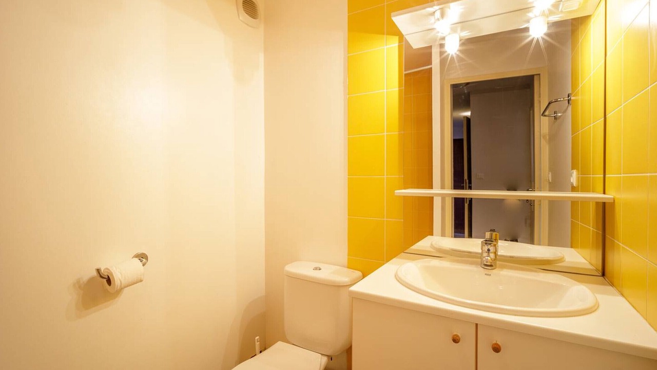 Photo of Bathroom in Germ