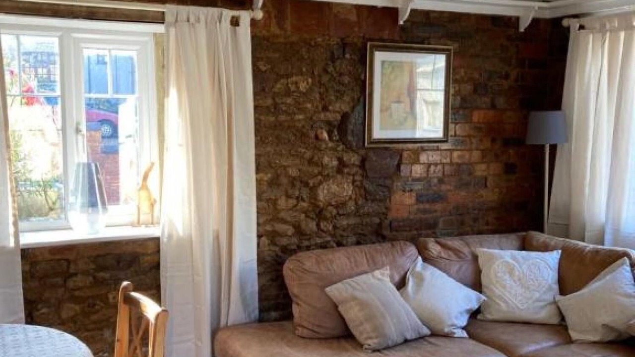 Photo of Others in Holcot