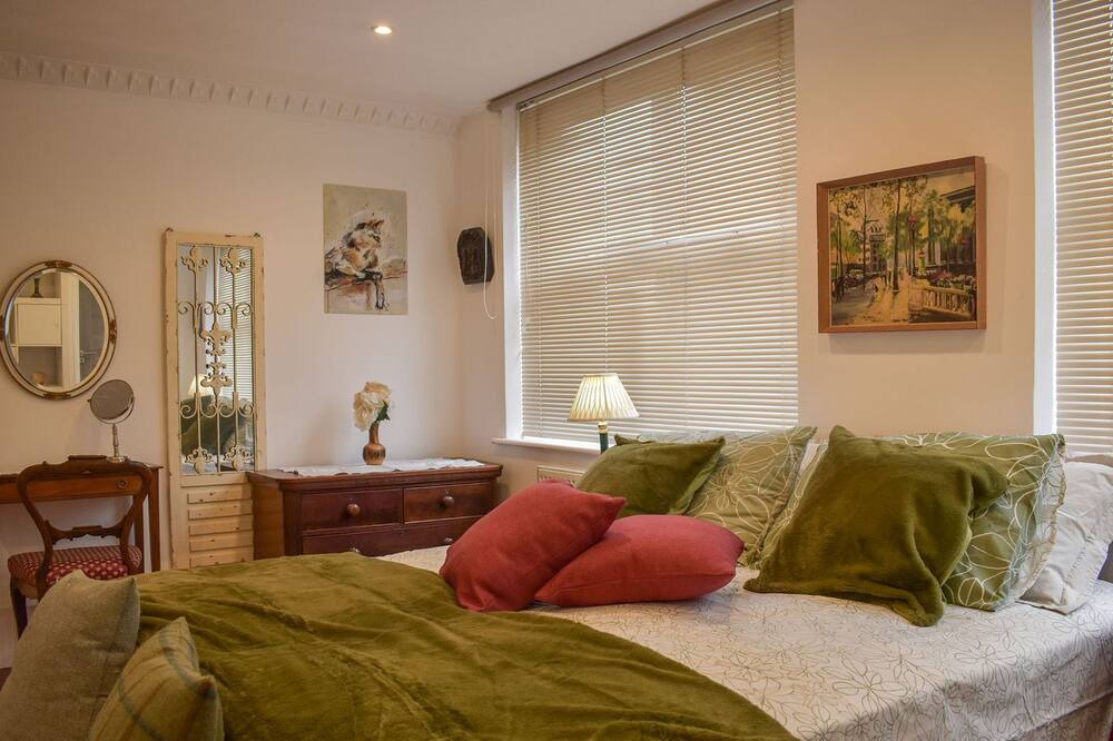 Photo of Bedroom in Sedlescombe