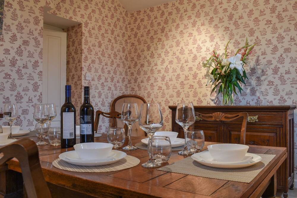 Photo of Others in Inchbrook