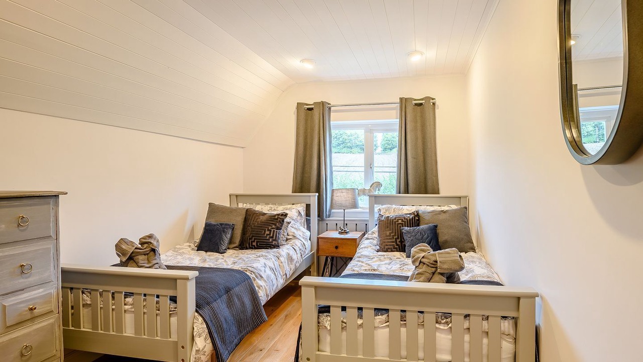 Photo of Others in East Woodyates