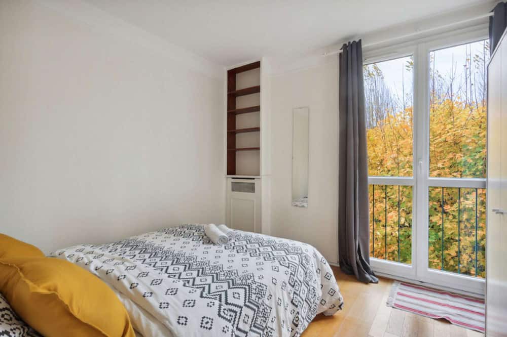 Photo of Bedroom in Chaville