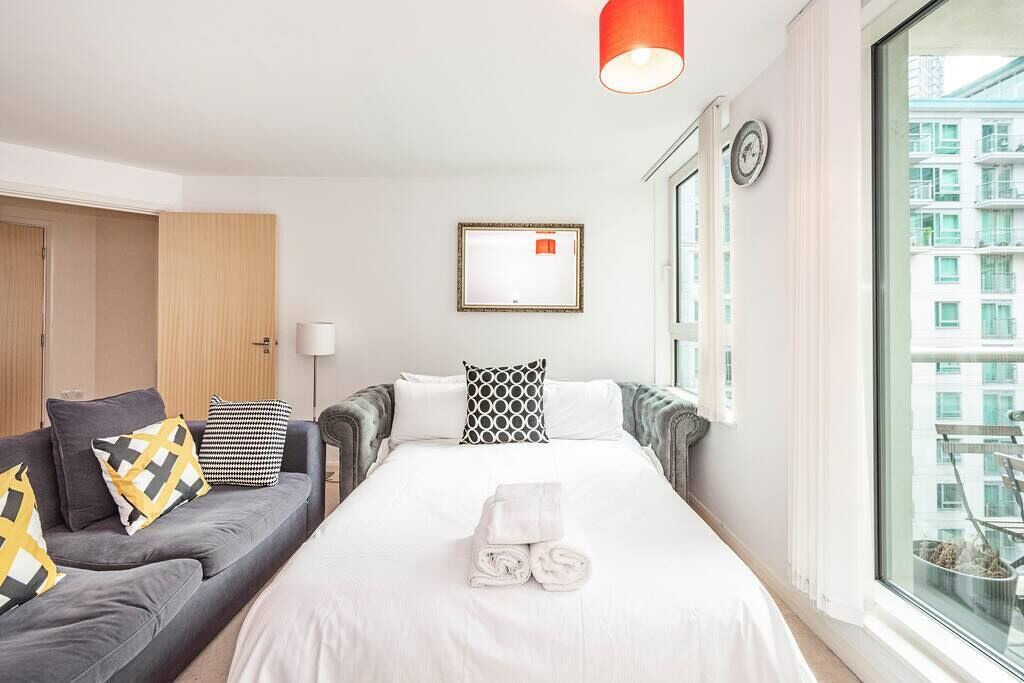 Photo of Others in Vauxhall