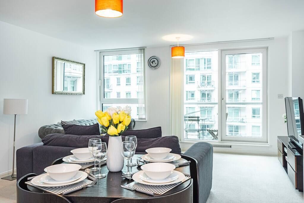 Photo of Others in Vauxhall