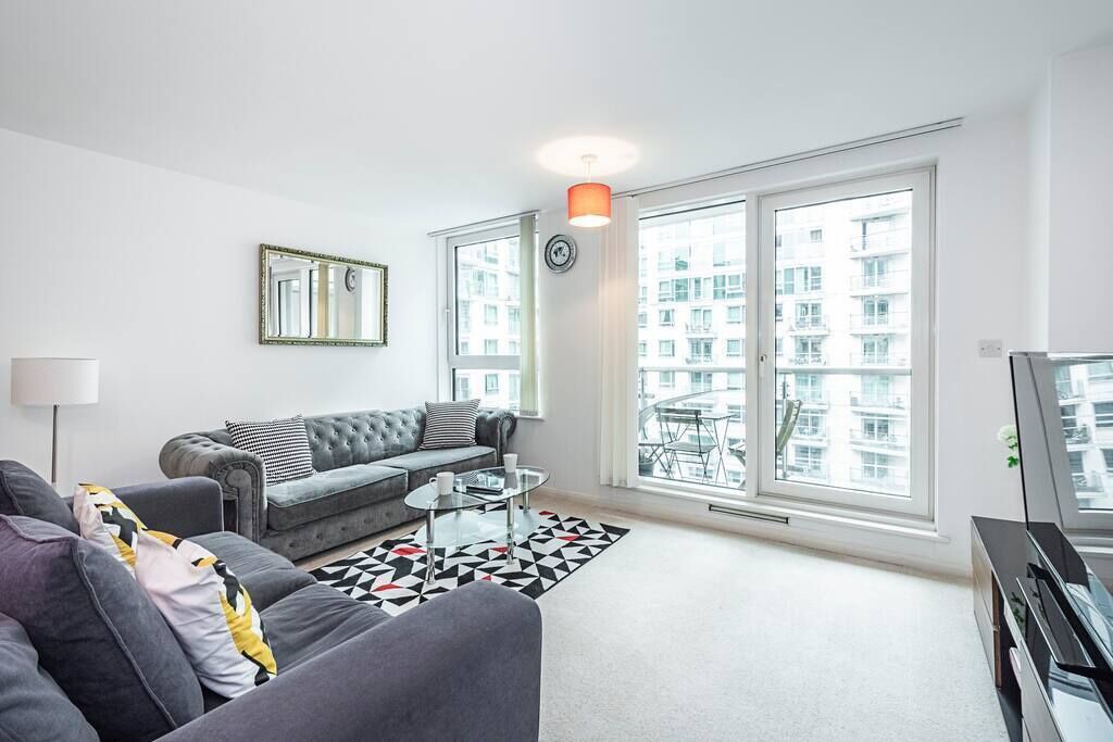 Photo of Others in Vauxhall