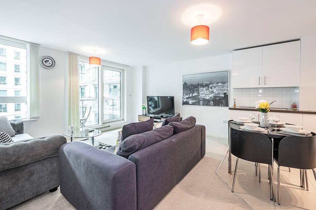 Photo of Others in Vauxhall